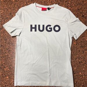 HUGO Men's Light Gray Logo T-Shirt